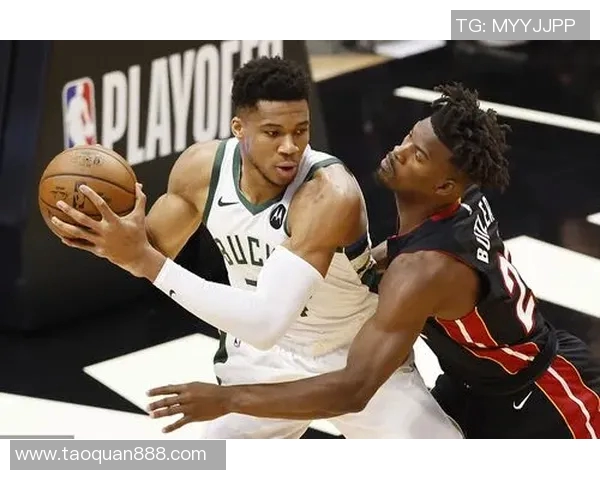 黄蜂队战胜篮网队，强势挺进季后赛次轮